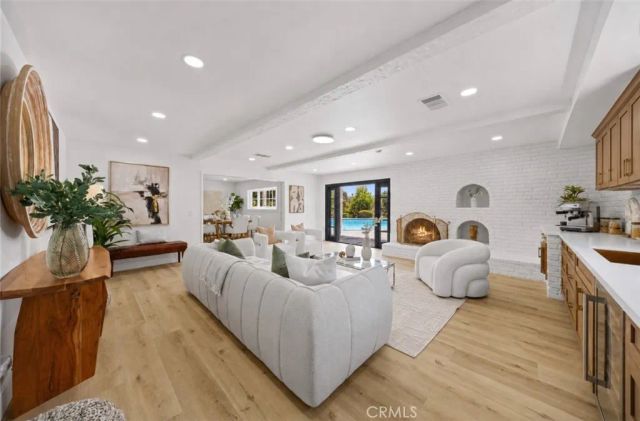 1908 Brentwood, Fullerton, CA 92831