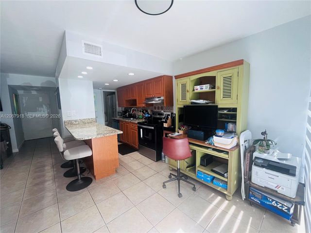 9310 W Flagler Street 110A, Miami, FL 33174