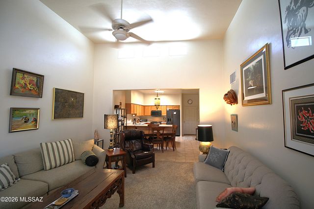 8174 N Peppersauce Drive, Oro Valley, AZ 85704
