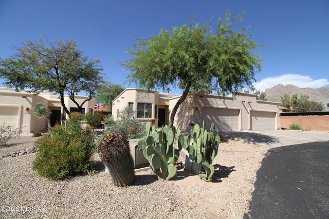8174 N Peppersauce Drive, Oro Valley, AZ 85704