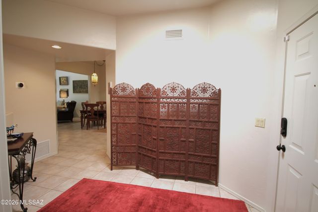 8174 N Peppersauce Drive, Oro Valley, AZ 85704