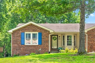 3066 Woody Ln, Clarksville, TN 37043