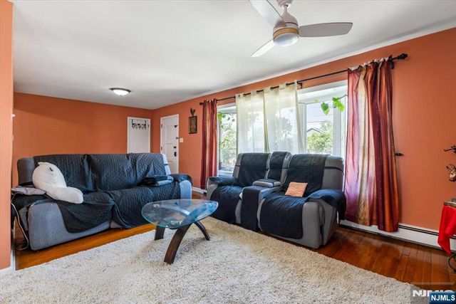 375 Washington Avenue, Rutherford, NJ 07070
