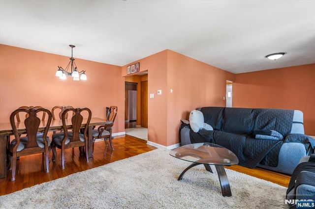 375 Washington Avenue, Rutherford, NJ 07070