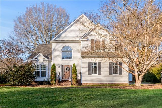 103 Clipper Creek LN, Smithfield, VA 23430