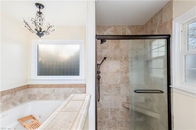 103 Clipper Creek LN, Smithfield, VA 23430