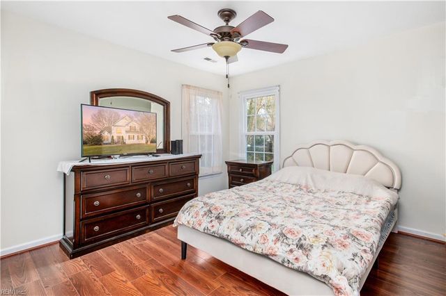 103 Clipper Creek LN, Smithfield, VA 23430