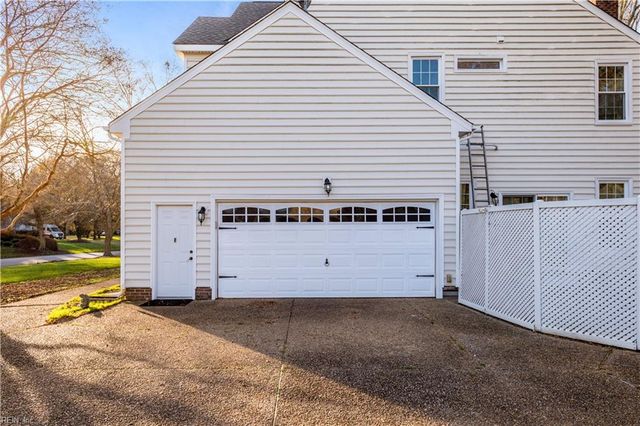 103 Clipper Creek LN, Smithfield, VA 23430