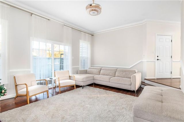 103 Clipper Creek LN, Smithfield, VA 23430