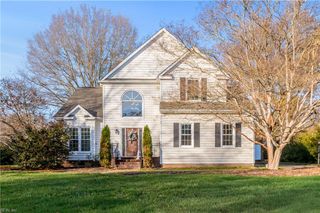 103 Clipper Creek LN, Smithfield, VA 23430