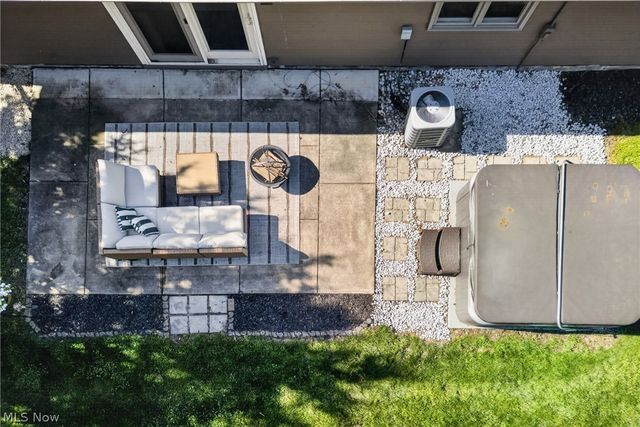 9581 Tamarin Court, Mentor, OH 44060