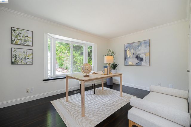3060 Todd Ct, Castro Valley, CA 94546
