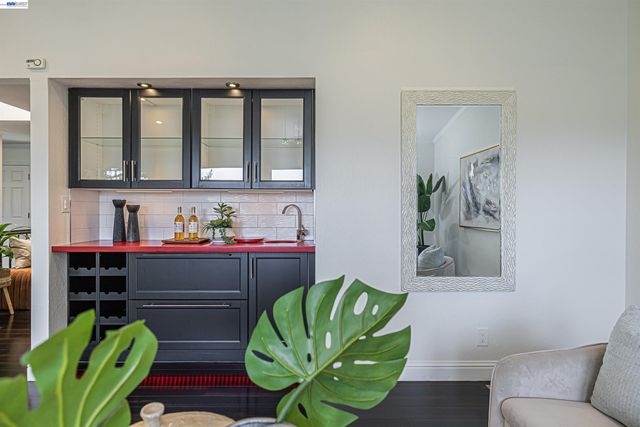 3060 Todd Ct, Castro Valley, CA 94546