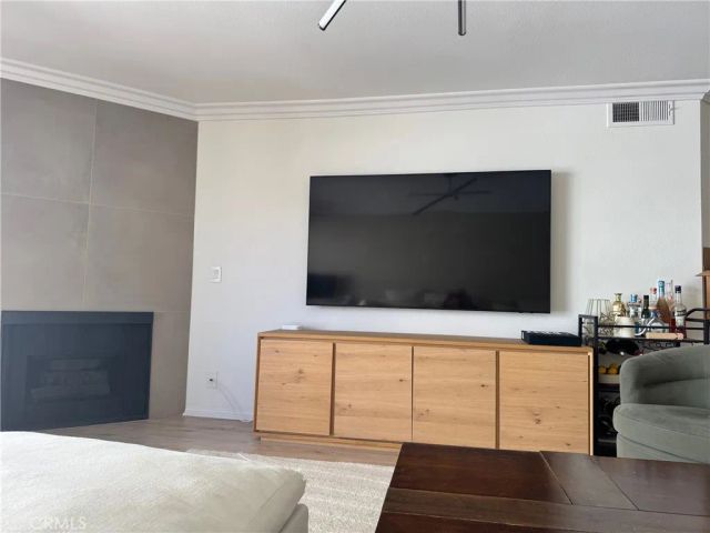 7320 Hawthorn Avenue 312, Los Angeles, CA 90046