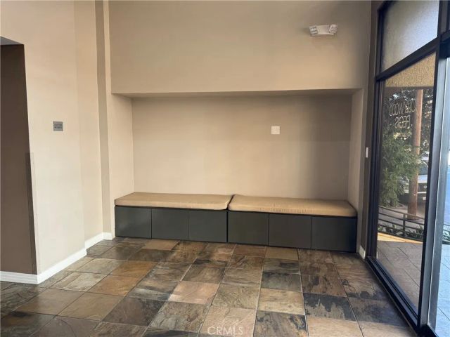 7320 Hawthorn Avenue 312, Los Angeles, CA 90046