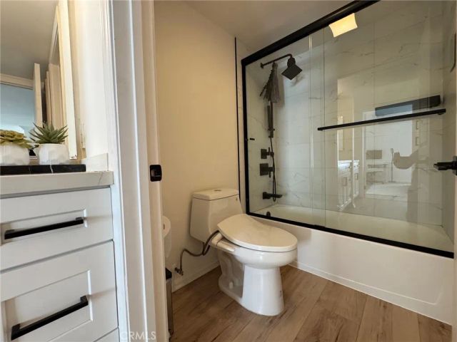 7320 Hawthorn Avenue 312, Los Angeles, CA 90046