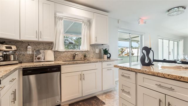 12134 NW 35th St, Sunrise, FL 33323