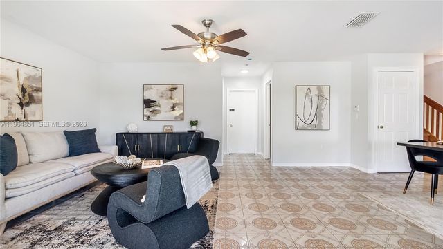 12134 NW 35th St, Sunrise, FL 33323