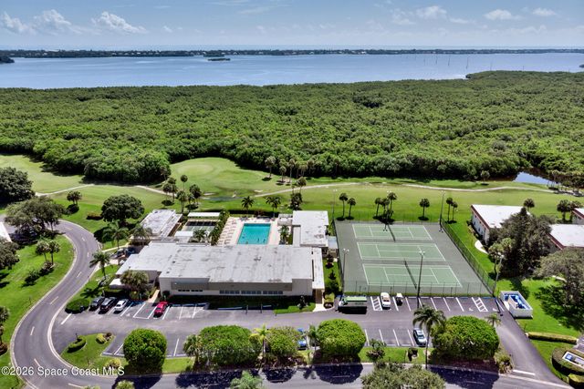 5 Vista Gardens Trail 202, Vero Beach, FL 32962
