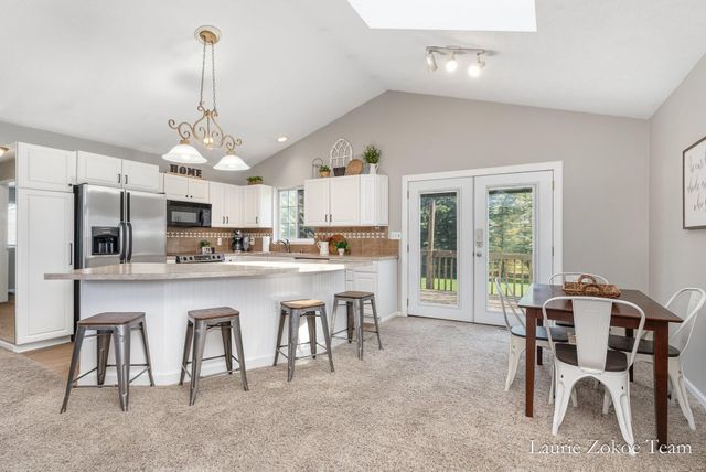11302 8th Avenue Nw, Tallmadge Twp, MI 49534