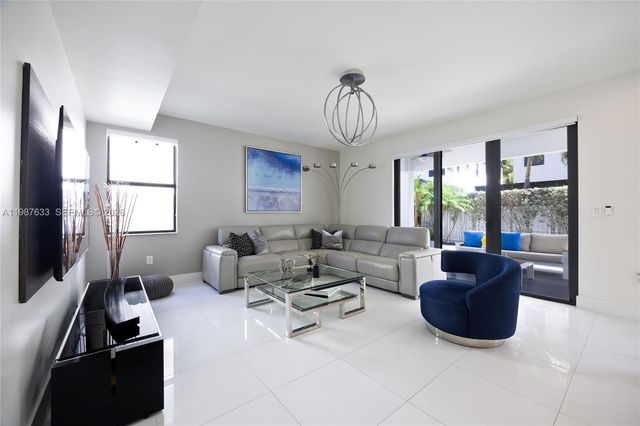 2981 SW 149th Ave, Miami, FL 33185