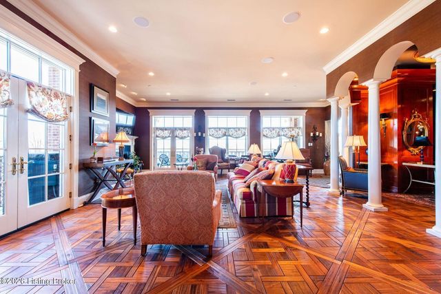1604 Cherokee Rd 4, Louisville, KY 40205
