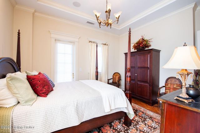 1604 Cherokee Rd 4, Louisville, KY 40205