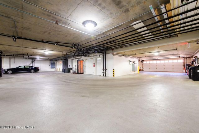 1604 Cherokee Rd 4, Louisville, KY 40205