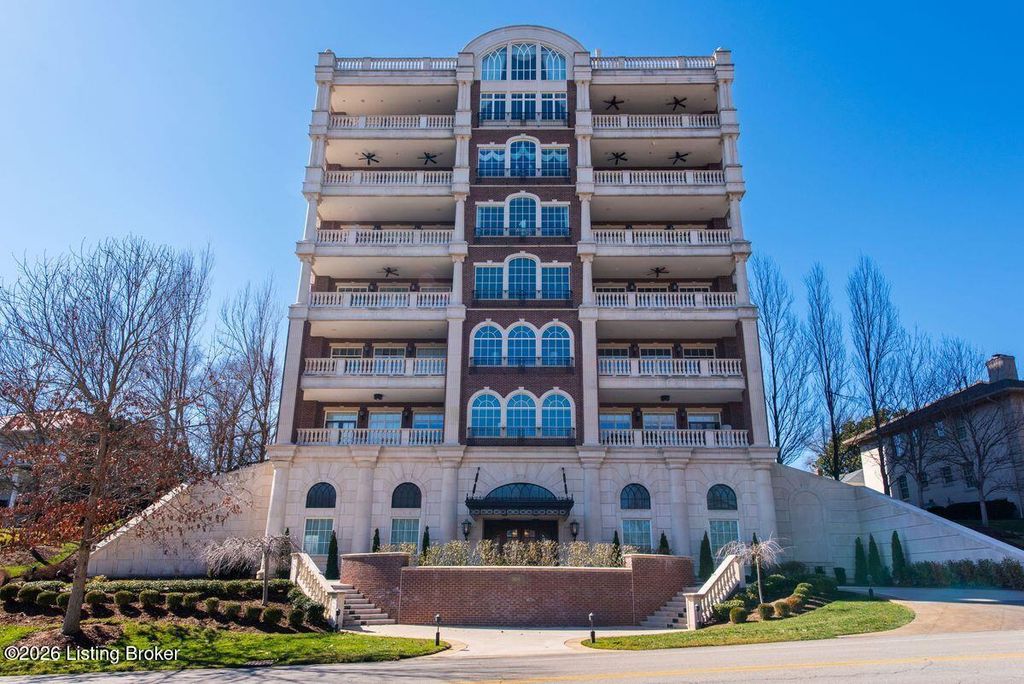 1604 Cherokee Rd 4, Louisville, KY 40205