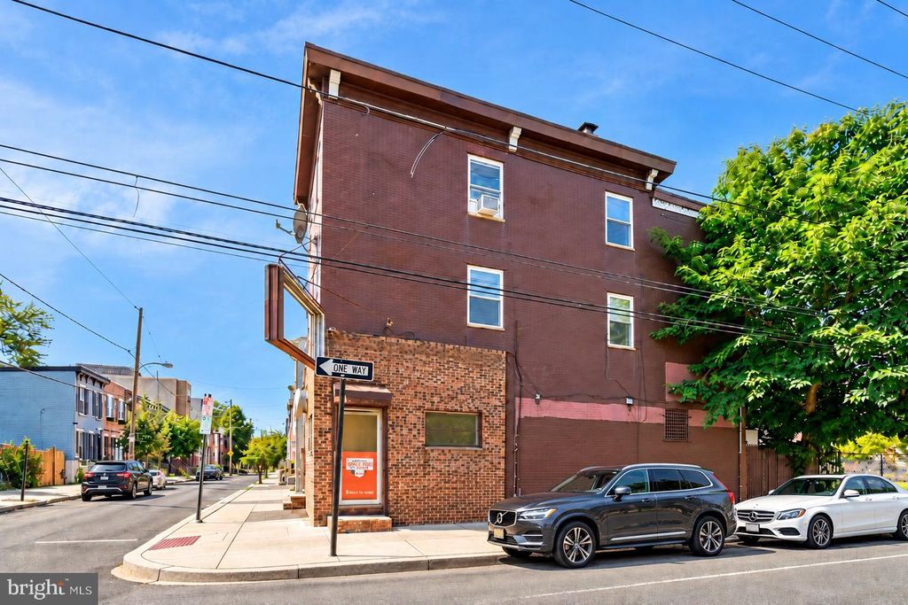 1501 MONTROSE ST, PHILADELPHIA, PA 19146 — exterior