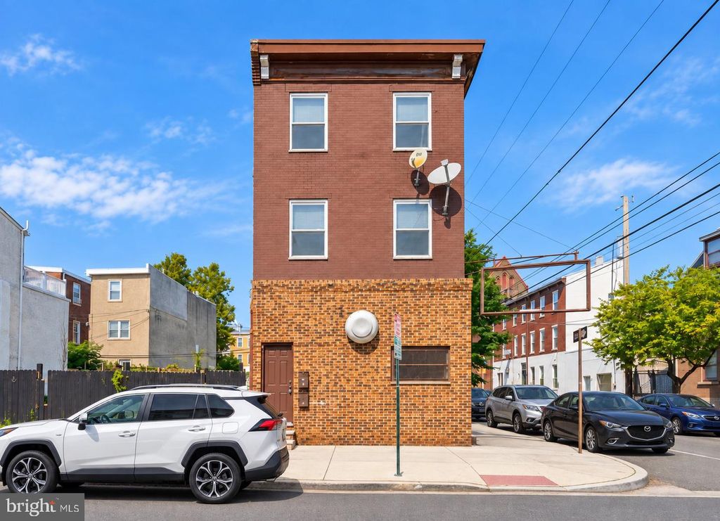 1501 MONTROSE ST, PHILADELPHIA, PA 19146 — photo 2