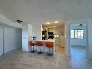 8630 SW 3rd Street 101, Pembroke Pines, FL 33025