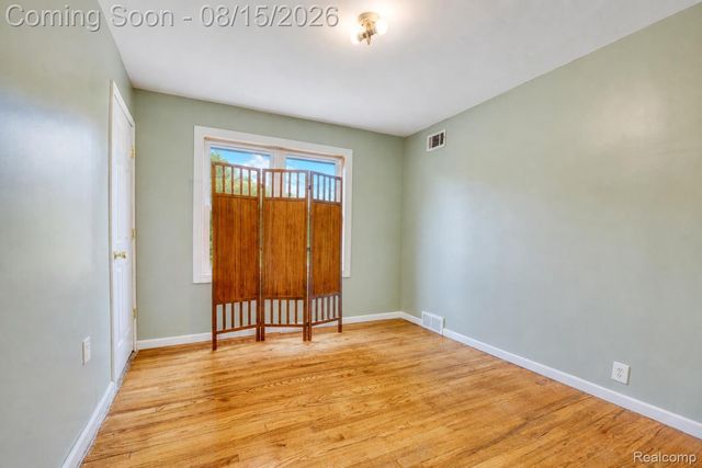 15852 Lola Drive, Redford Charter Township, MI 48239