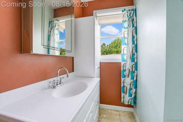 15852 Lola Drive, Redford Charter Township, MI 48239