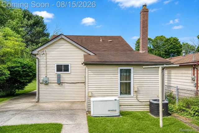 15852 Lola Drive, Redford Charter Township, MI 48239