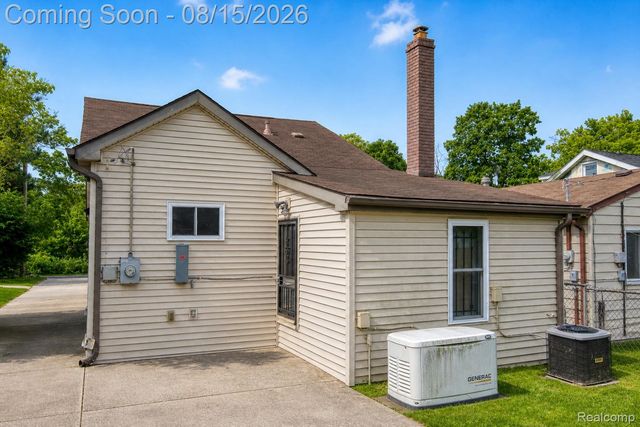 15852 Lola Drive, Redford Charter Township, MI 48239