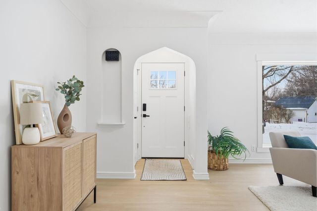 2643 Brighton Avenue NE, Minneapolis, MN 55418