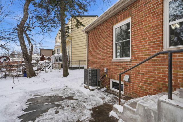 2643 Brighton Avenue NE, Minneapolis, MN 55418