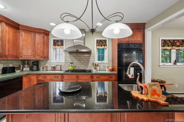 62 Murray Road, Greenwood Lake, NY 10925