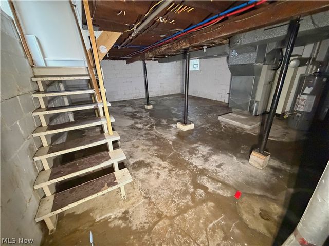 2012 Fairmont Avenue, Steubenville, OH 43952