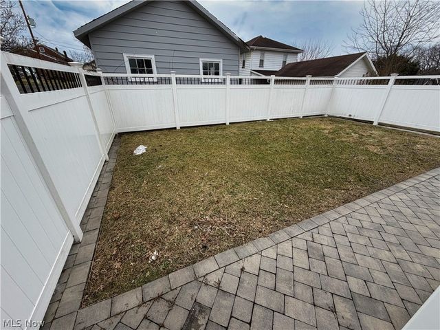 2012 Fairmont Avenue, Steubenville, OH 43952