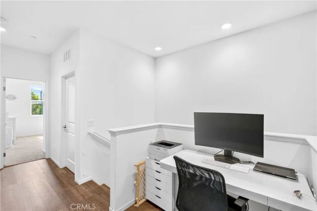 15923 Main, Chino, CA 91708