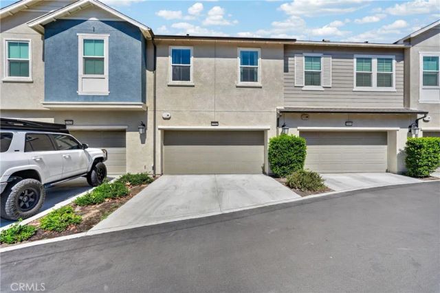 15923 Main, Chino, CA 91708