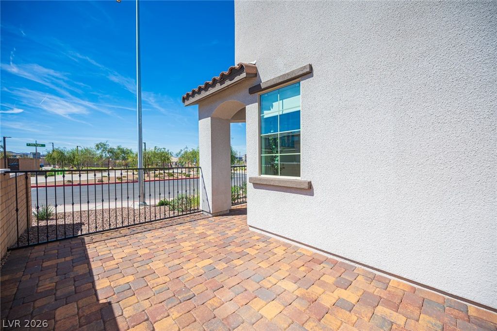 320 Della Pergola Place, Henderson, NV 89015 — photo 4