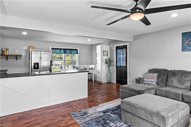274 Dixie Hill Road, North Wilkesboro, NC 28659