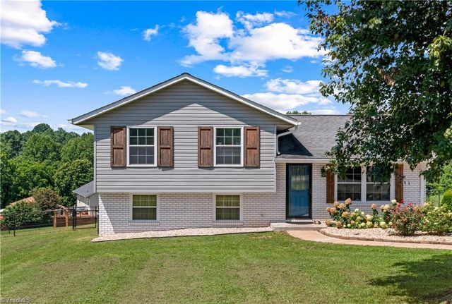 274 Dixie Hill Road, North Wilkesboro, NC 28659