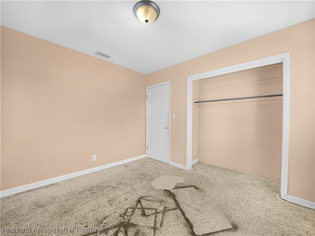 1335 Glenwood Avenue, Sebring, FL 33870