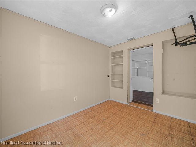 1335 Glenwood Avenue, Sebring, FL 33870