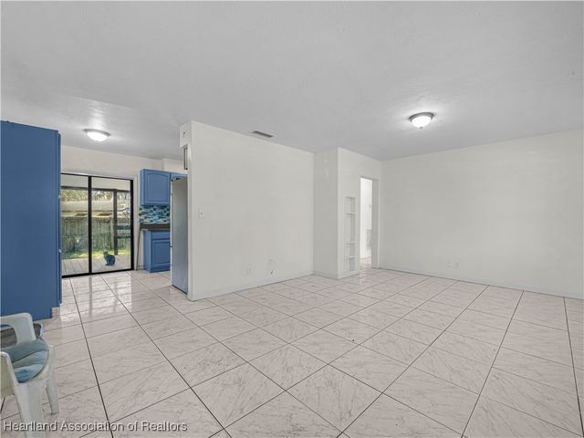 1335 Glenwood Avenue, Sebring, FL 33870