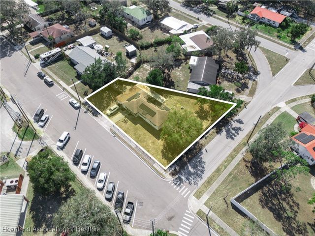 1335 Glenwood Avenue, Sebring, FL 33870